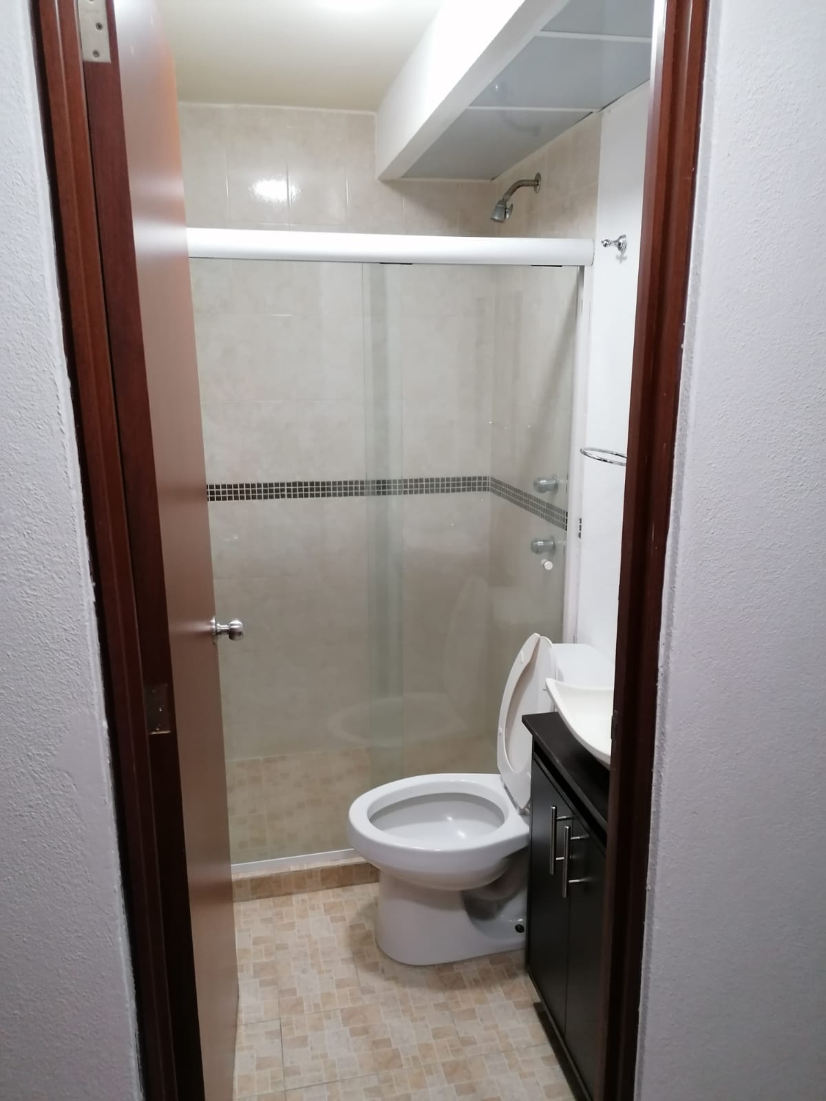 Proyecto Galek: bano departamento terminado