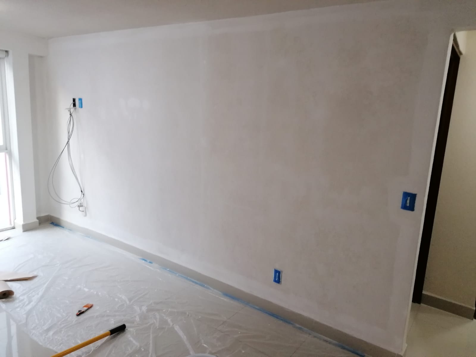 Proyecto Galek: pintura muro departamento