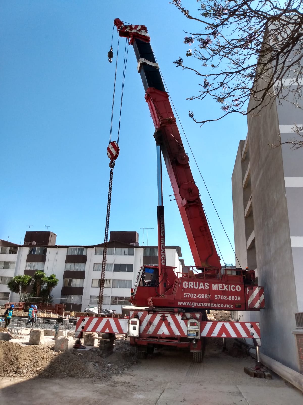 Proyecto Galek: grua obra cimentacion