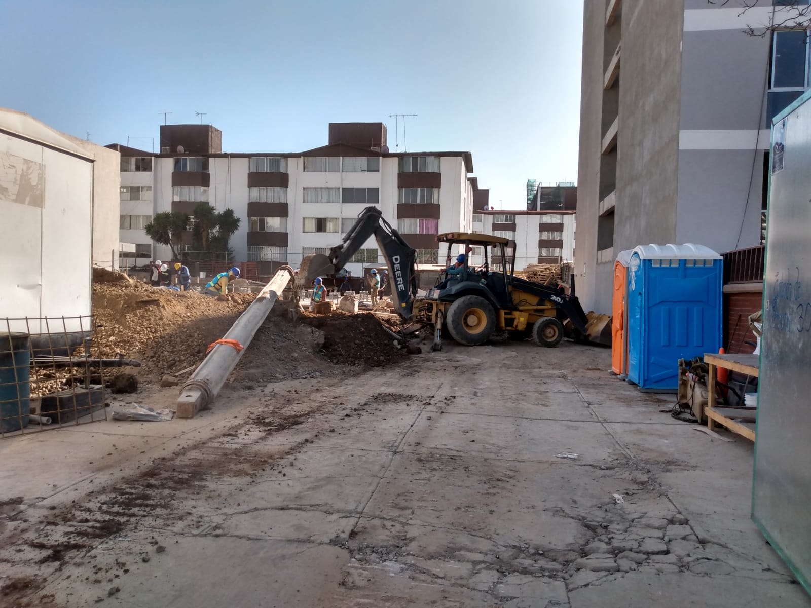 Proyecto Galek: retroexcavadora cimentacion profunda